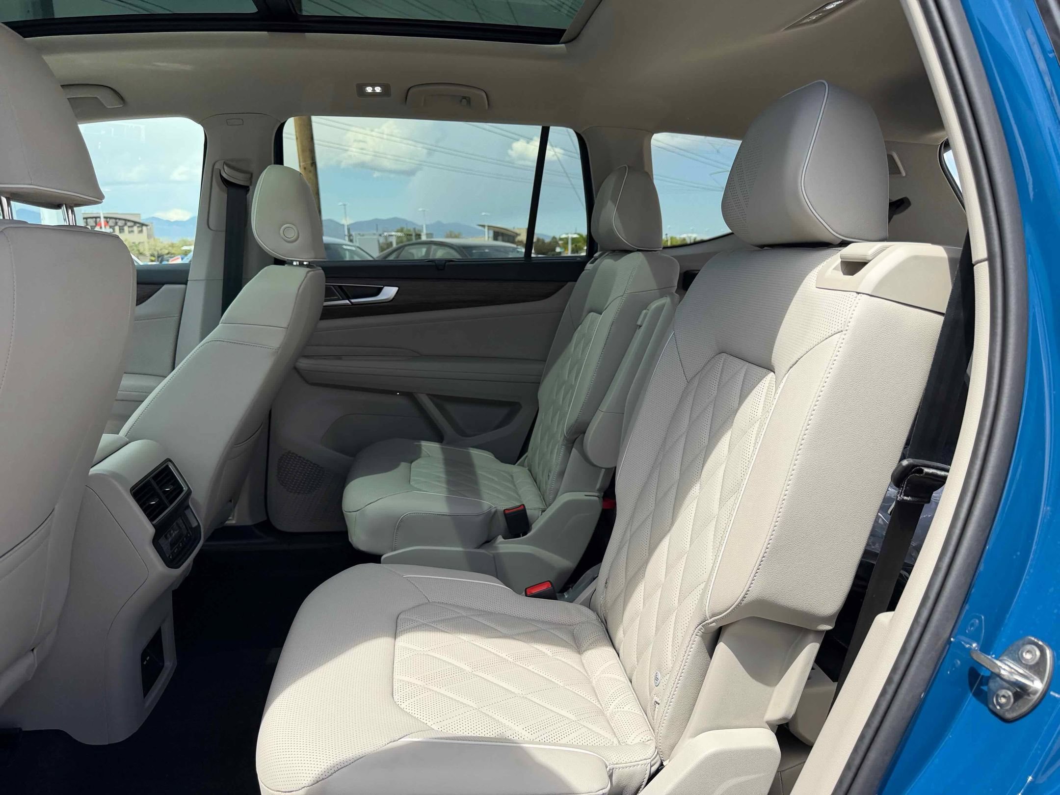 New 2026 Blue Volkswagen 2.0T SEL Premium R-Line image 28