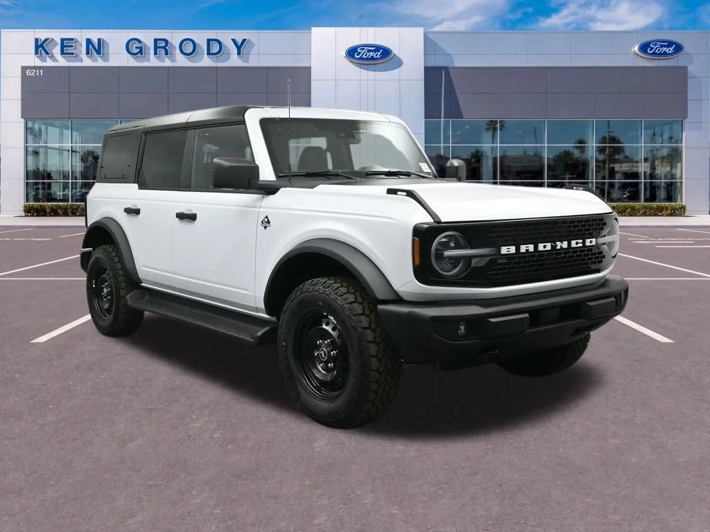 2026 Ford Bronco Outer Banks 4x4's photo