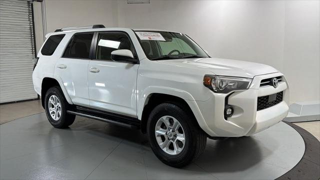 Certified Used 2022 ICE CAP Toyota SR5 image 3