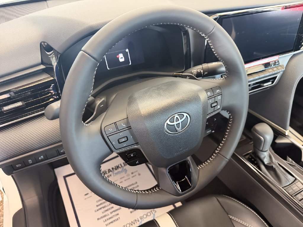 New 2026  Toyota SE Nightshade image 12