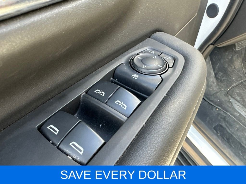 Used 2024 White Chevrolet LS image 9