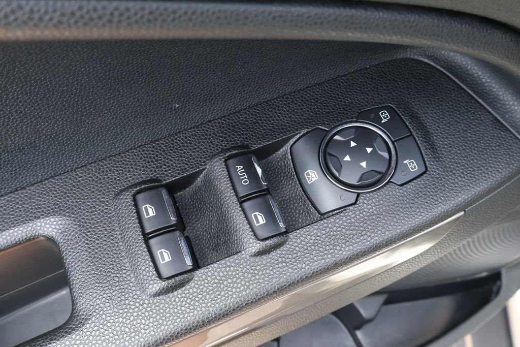 Used 2022 Silver Ford SES image 16