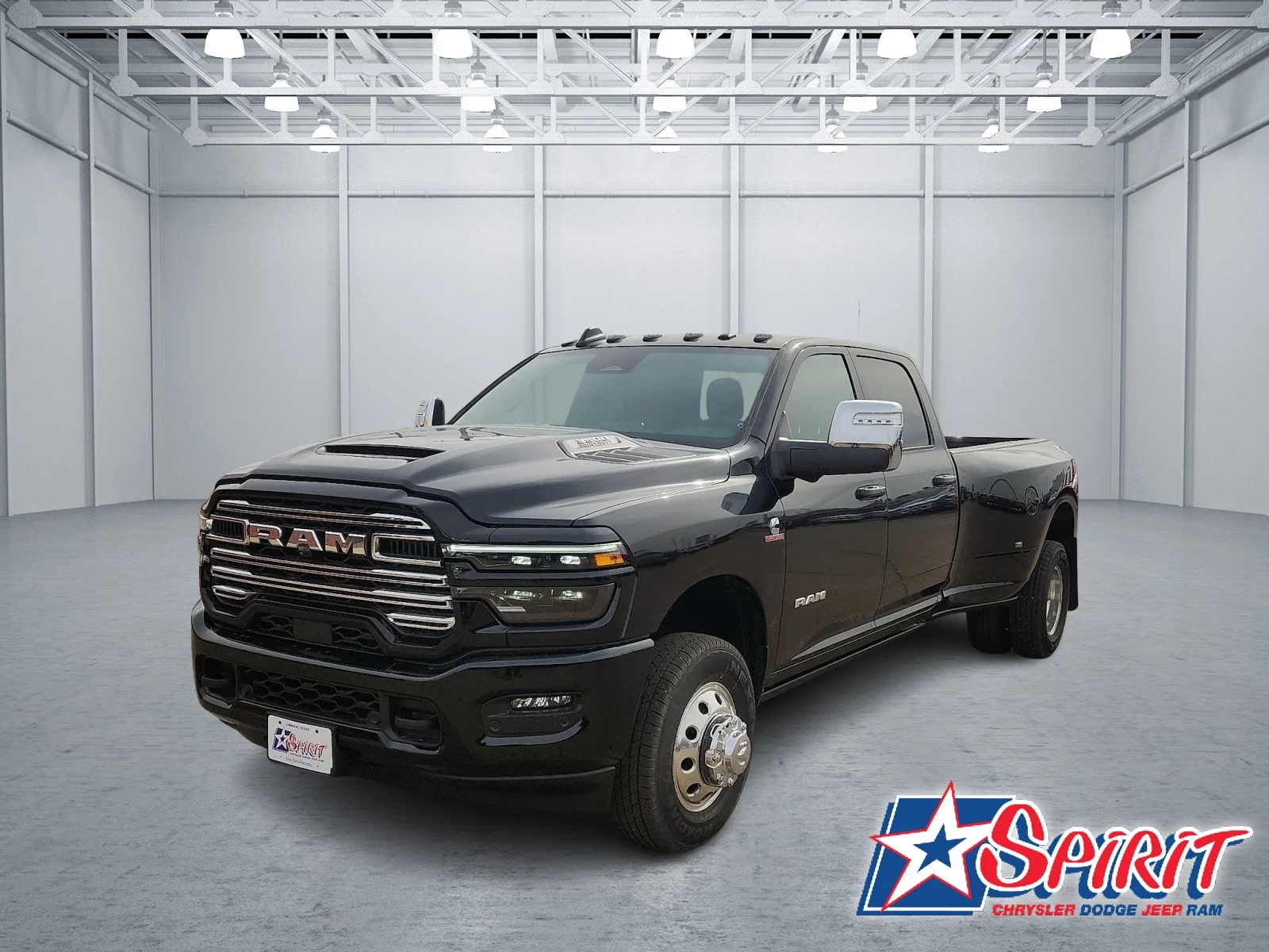 New 2026 PXJ Diamond Bla Ram LARAMIE CREW CAB 4X4 8