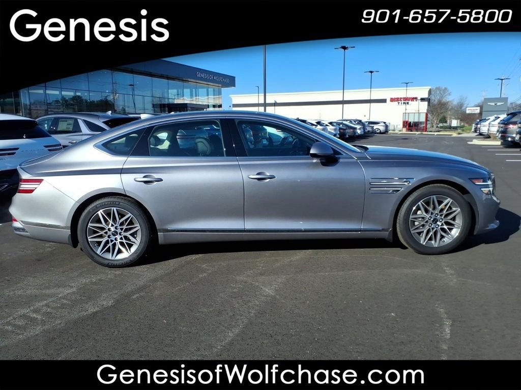 Used 2025 Silver Genesis 2.5T image 6