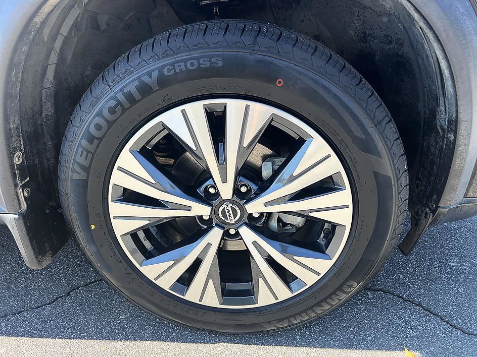 Used 2021 Super Black Nissan SV image 12