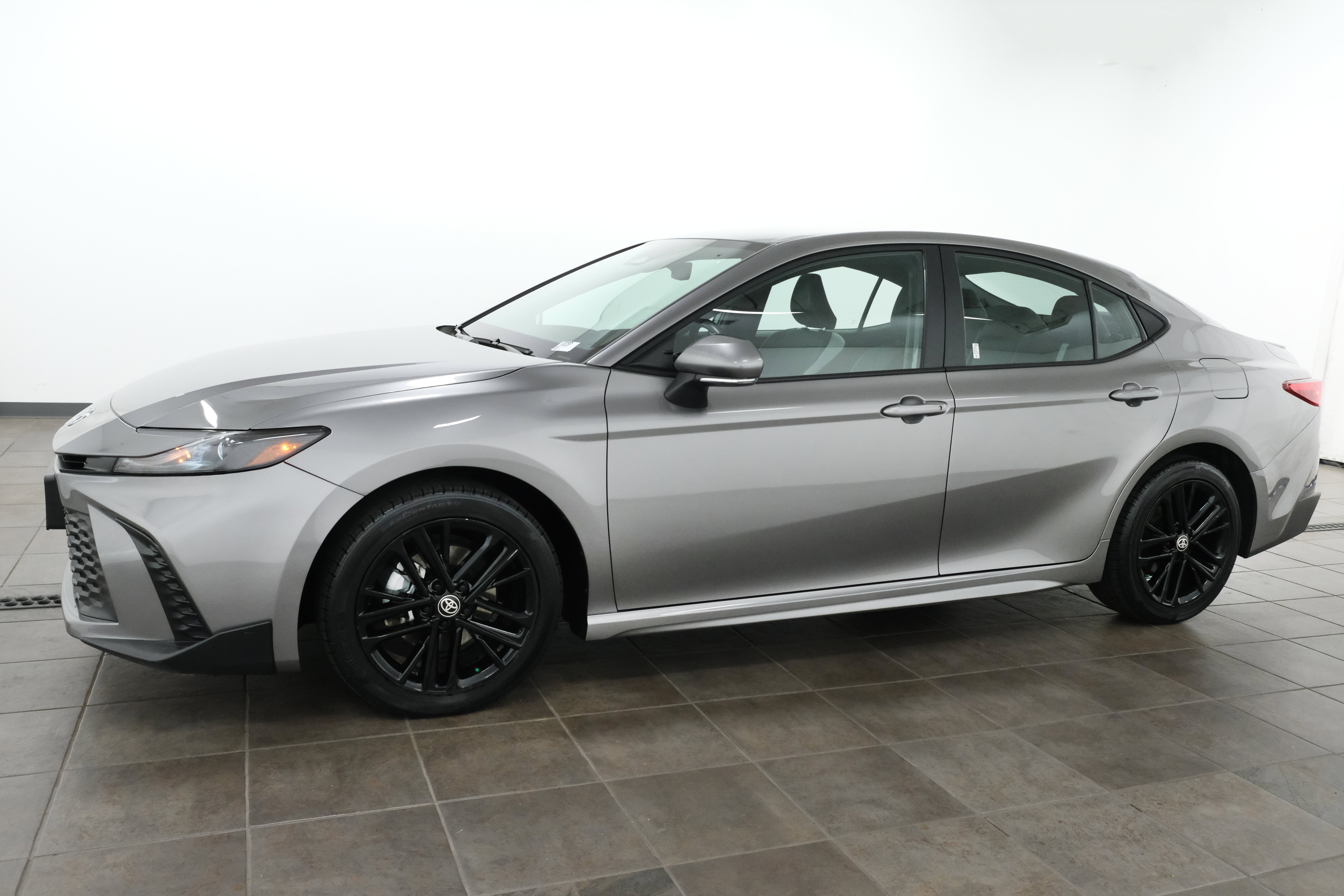 Used 2025 Heavy Metal Toyota SE image 3