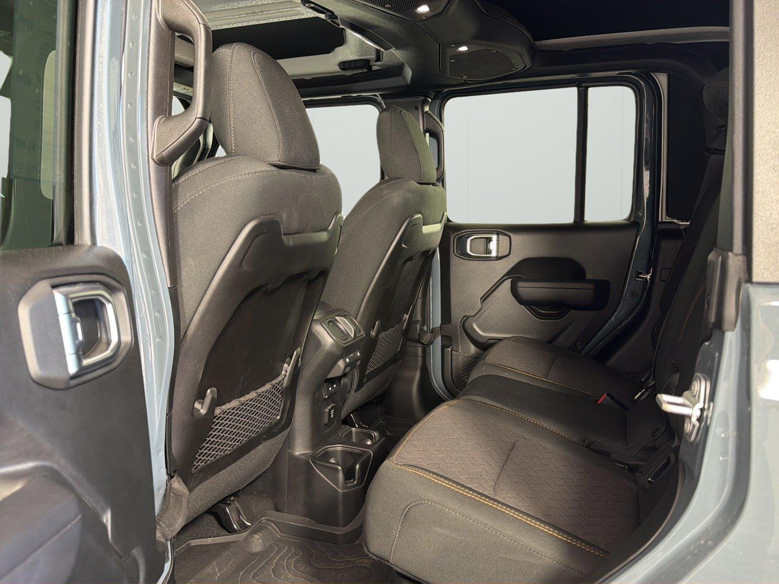 Used 2024 Anvil Clear Coat Jeep Mojave image 12
