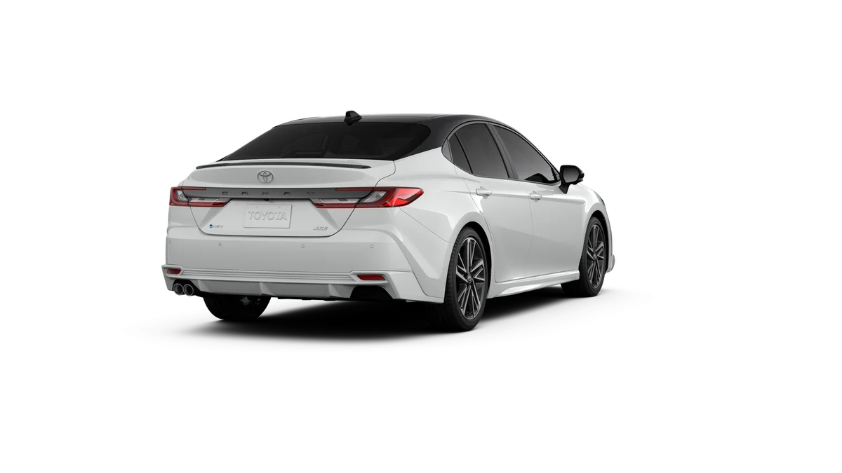 New 2026 Wind Chill Pearl with Midnight Black Metallic roof Toyota XSE image 8