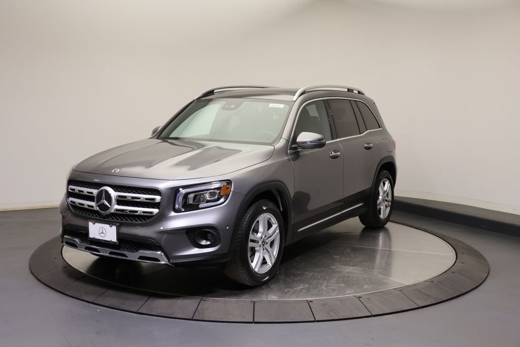 Used 2022 Mountain Gray Metallic Mercedes-Benz GLB 250 image 3