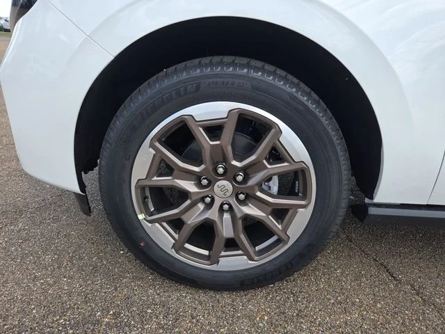 New 2027 Star White Metallic Tri-Coat Ford King Ranch® image 22