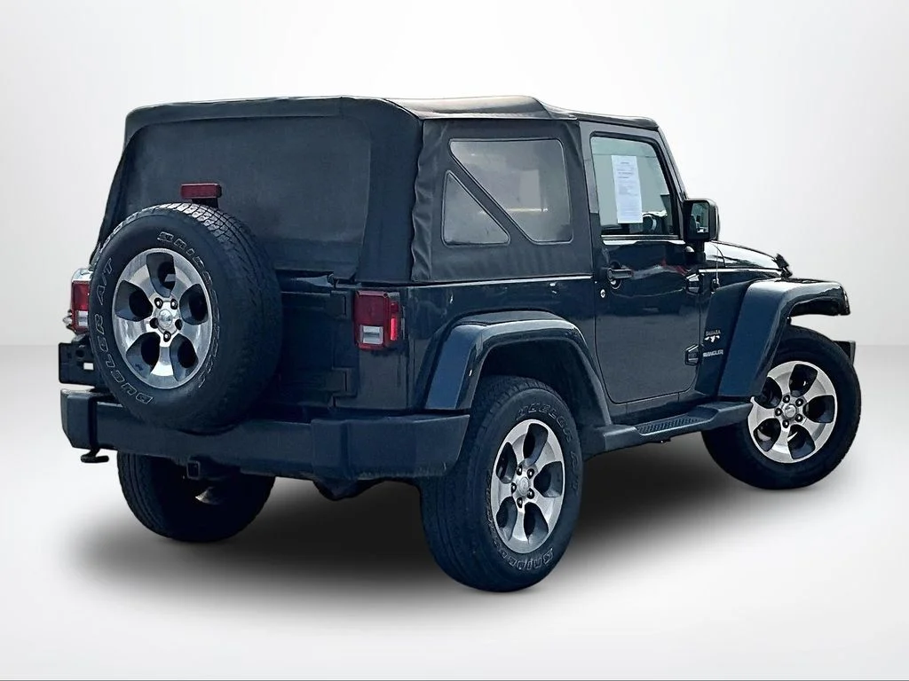 Used 2017 Black Jeep Sahara image 3