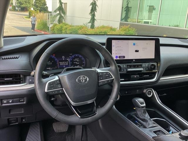 Certified Used 2025 STORM CLOUD Toyota  image 17