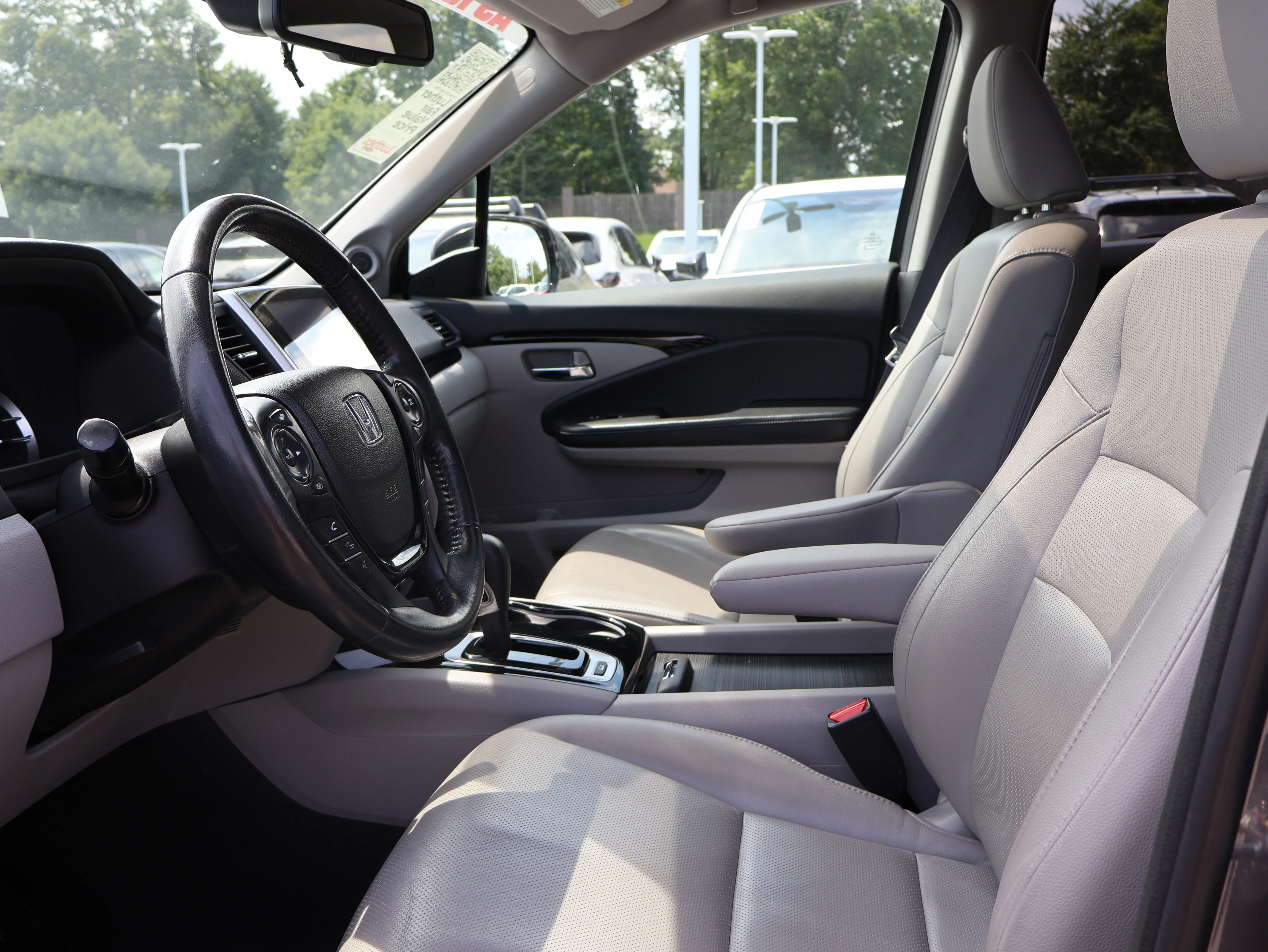 Used 2019 Modern Steel Metallic Honda RTL-E image 22