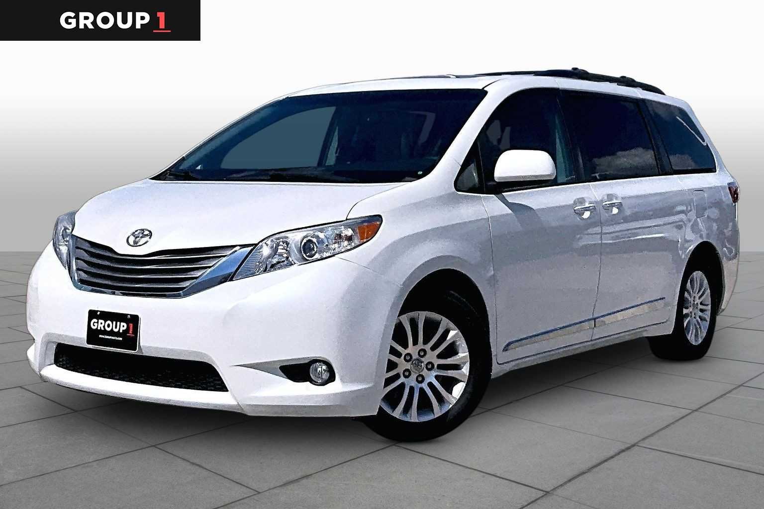 2015 Toyota Sienna XLE