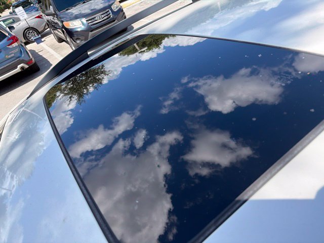 Used 2021 White Subaru Limited image 6