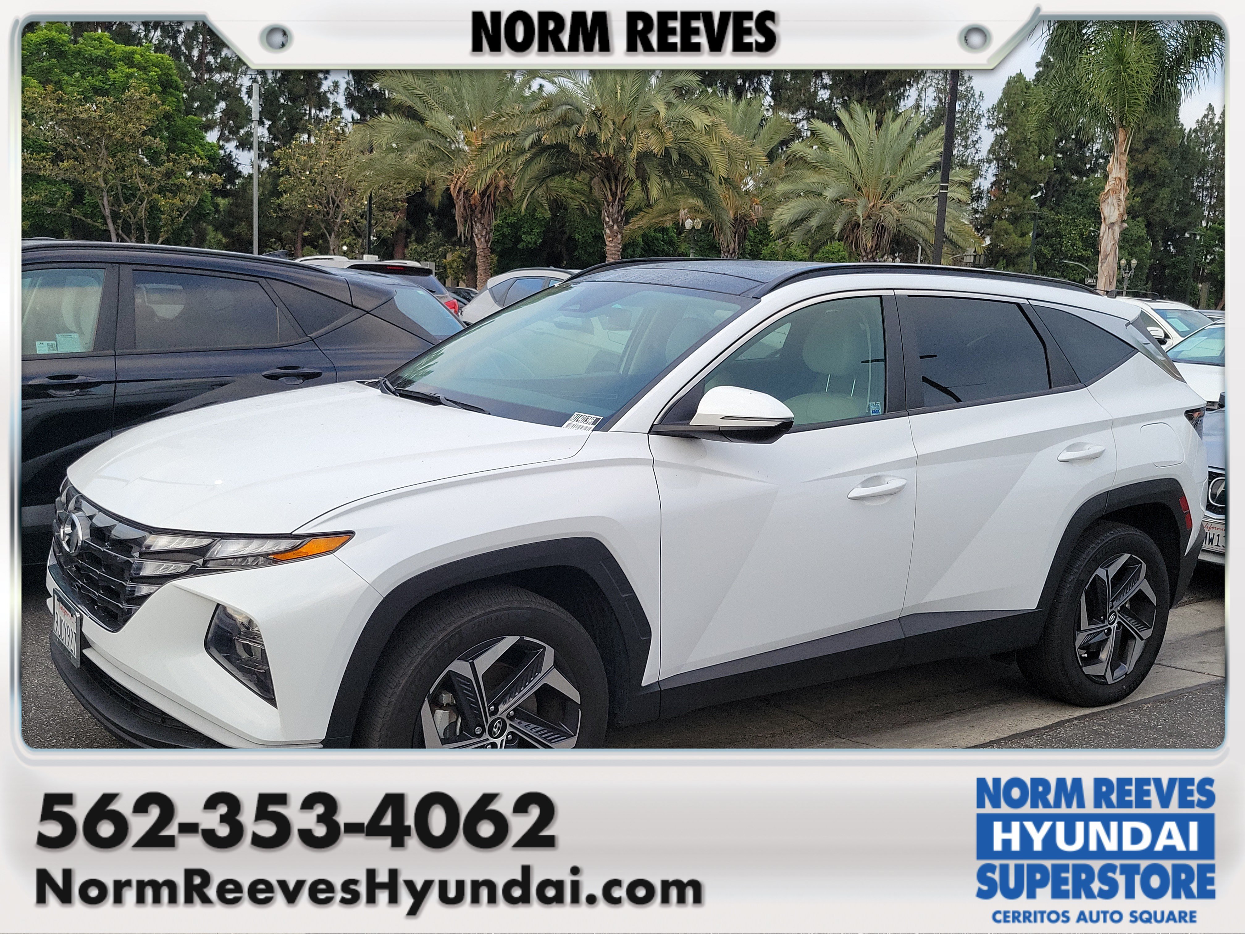 Certified Used 2024 White Pearl Hyundai SEL Convenience image 1