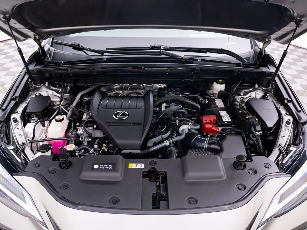 Used 2024 Silver Lexus 350 F SPORT Handling image 33