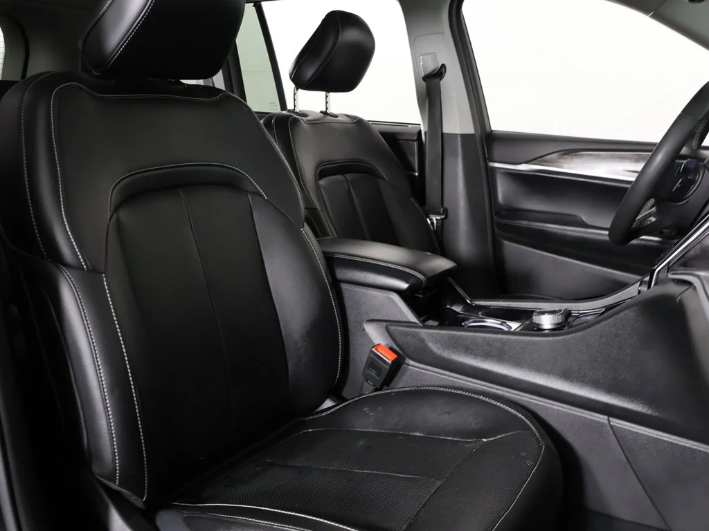 Used 2022 Midnight Jeep 4xe image 36