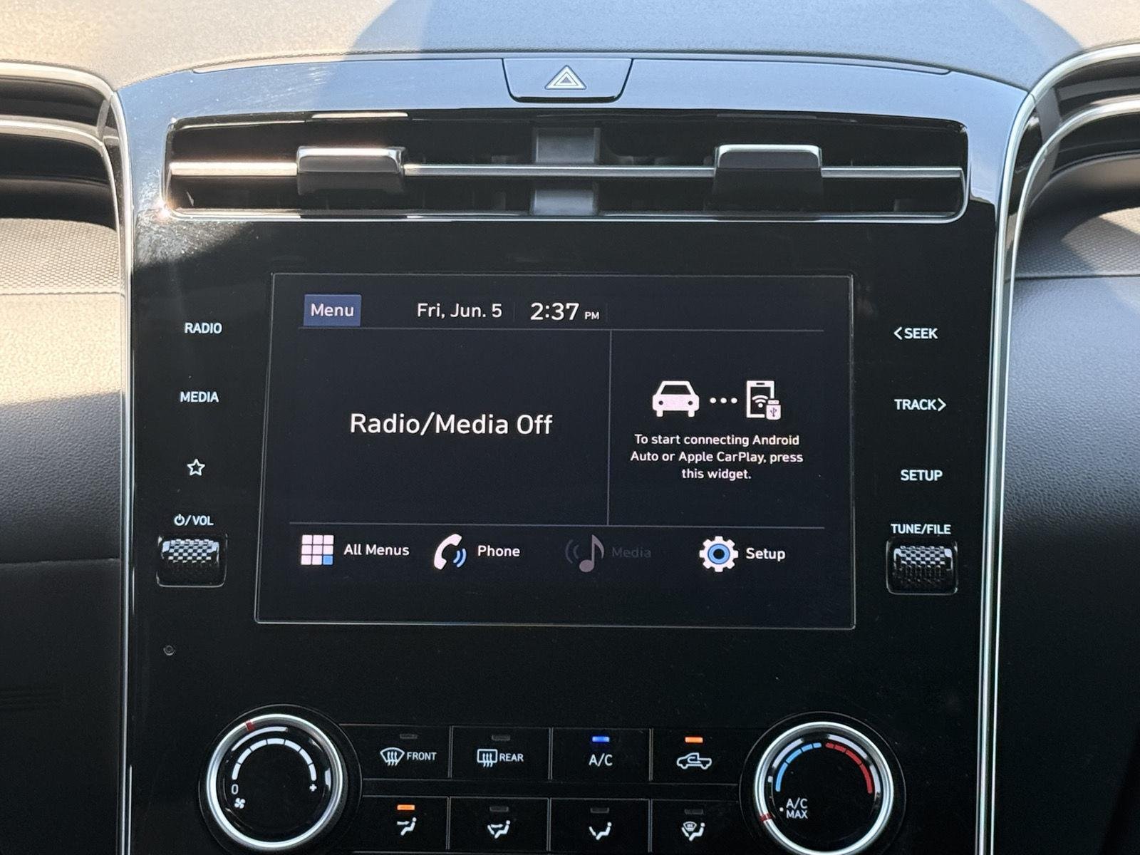 2024 Hyundai Santa Cruz SE - Photo 26