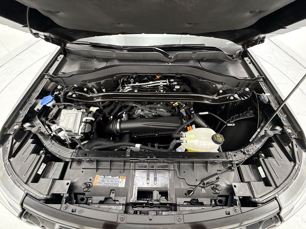 Used 2025 Gray Metallic Ford ST-Line image 29
