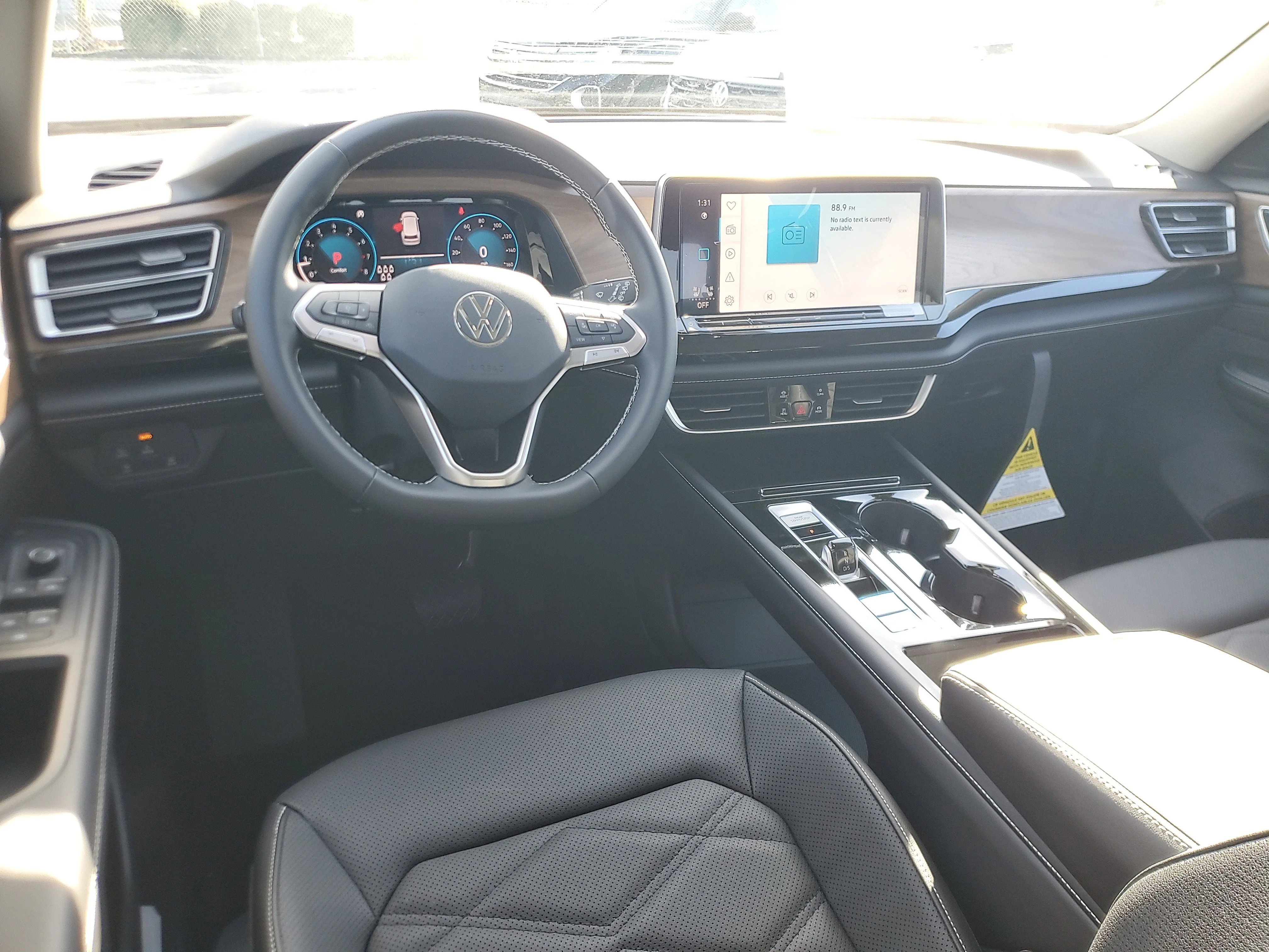 New 2026 Silver Volkswagen 2.0T SE w/Technology image 13