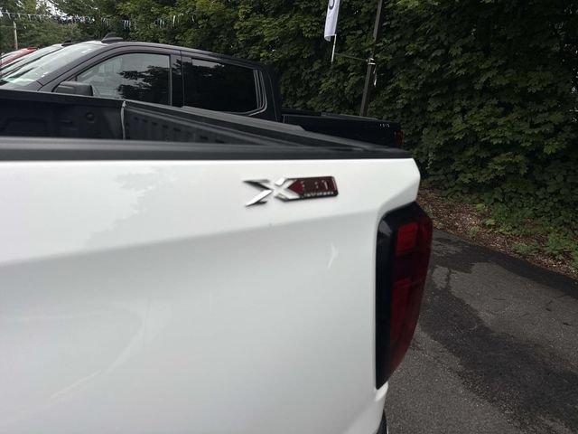 Used 2023 Summit White GMC Elevation image 15