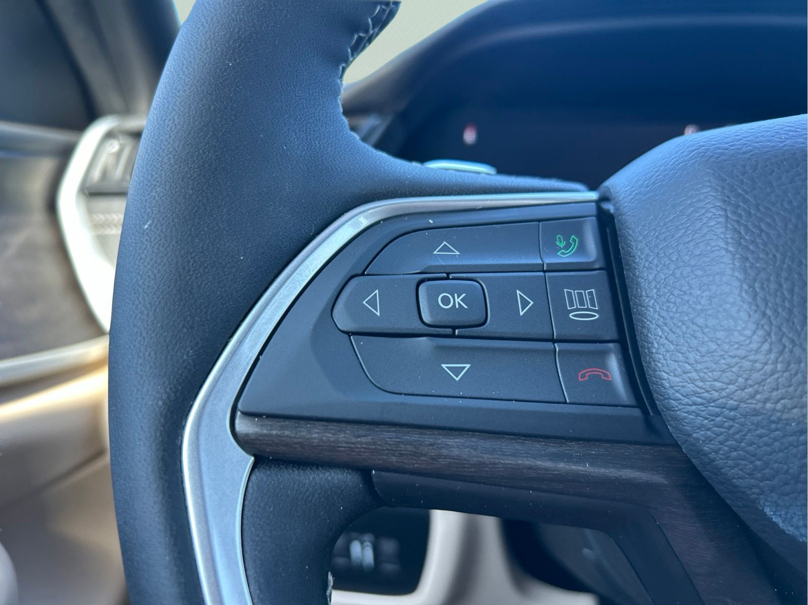 Used 2026 White Jeep Limited image 14