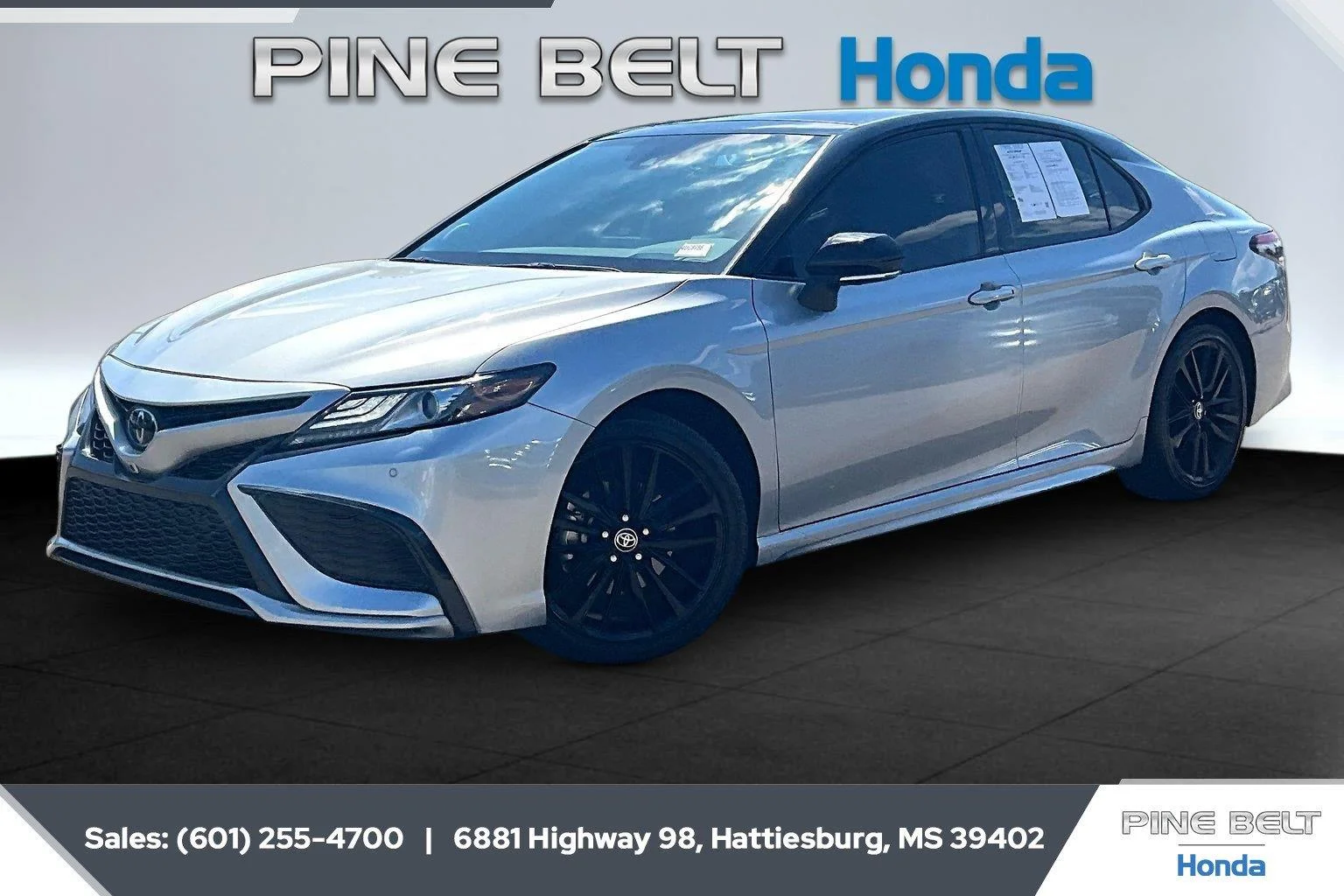 Used 2023 Celestial Silver Metallic/Midnight Black Metallic Toyota XSE image 10