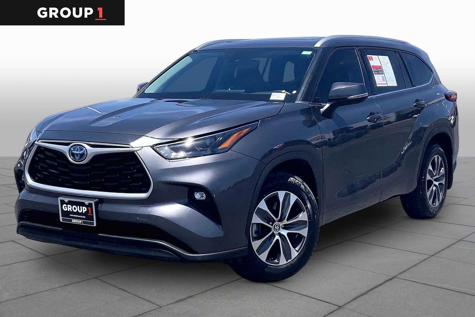 2022 Toyota Highlander Hybrid XLE