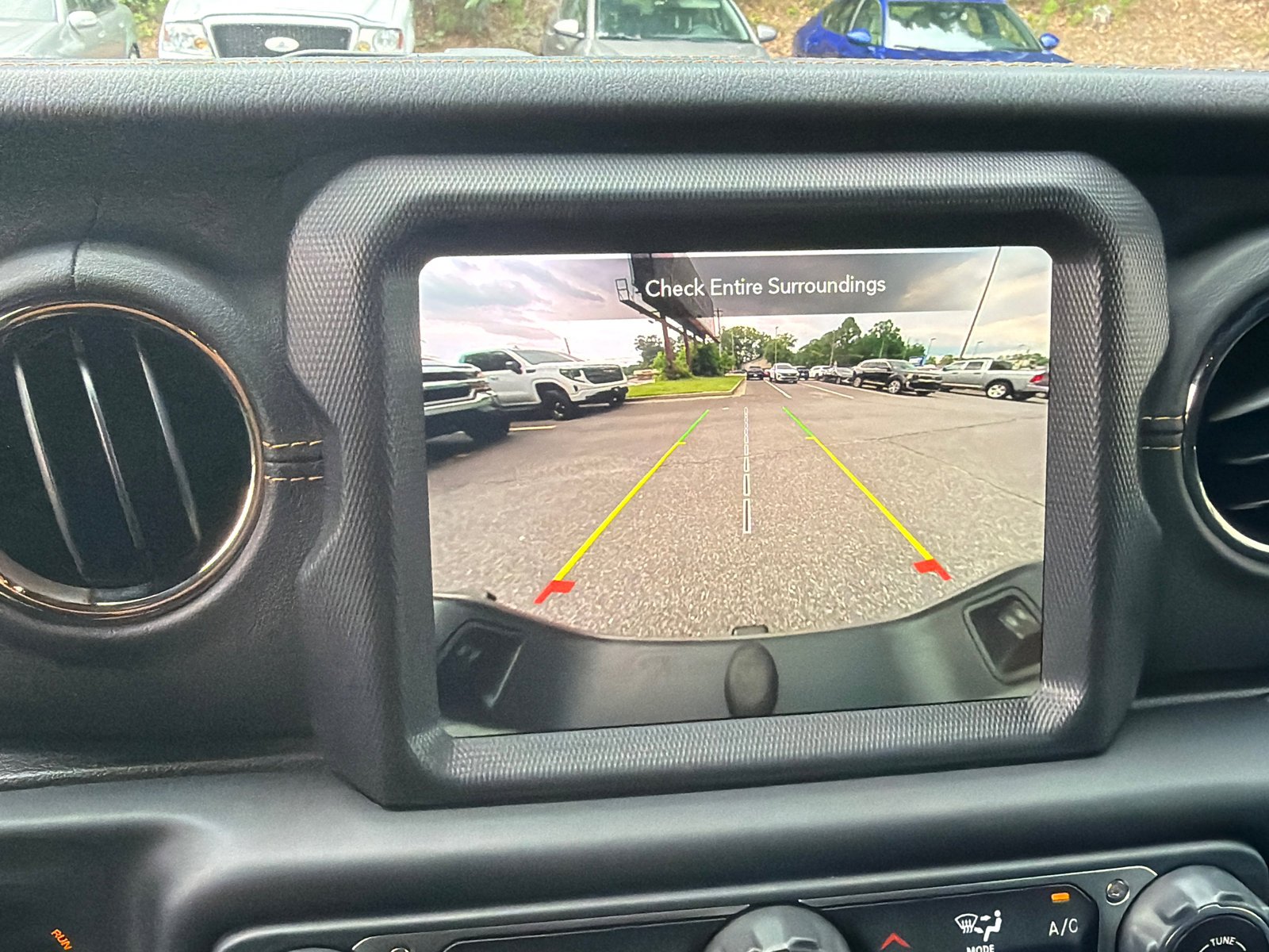 Used 2023 Sting-Gray Clearcoat Jeep High Altitude image 30