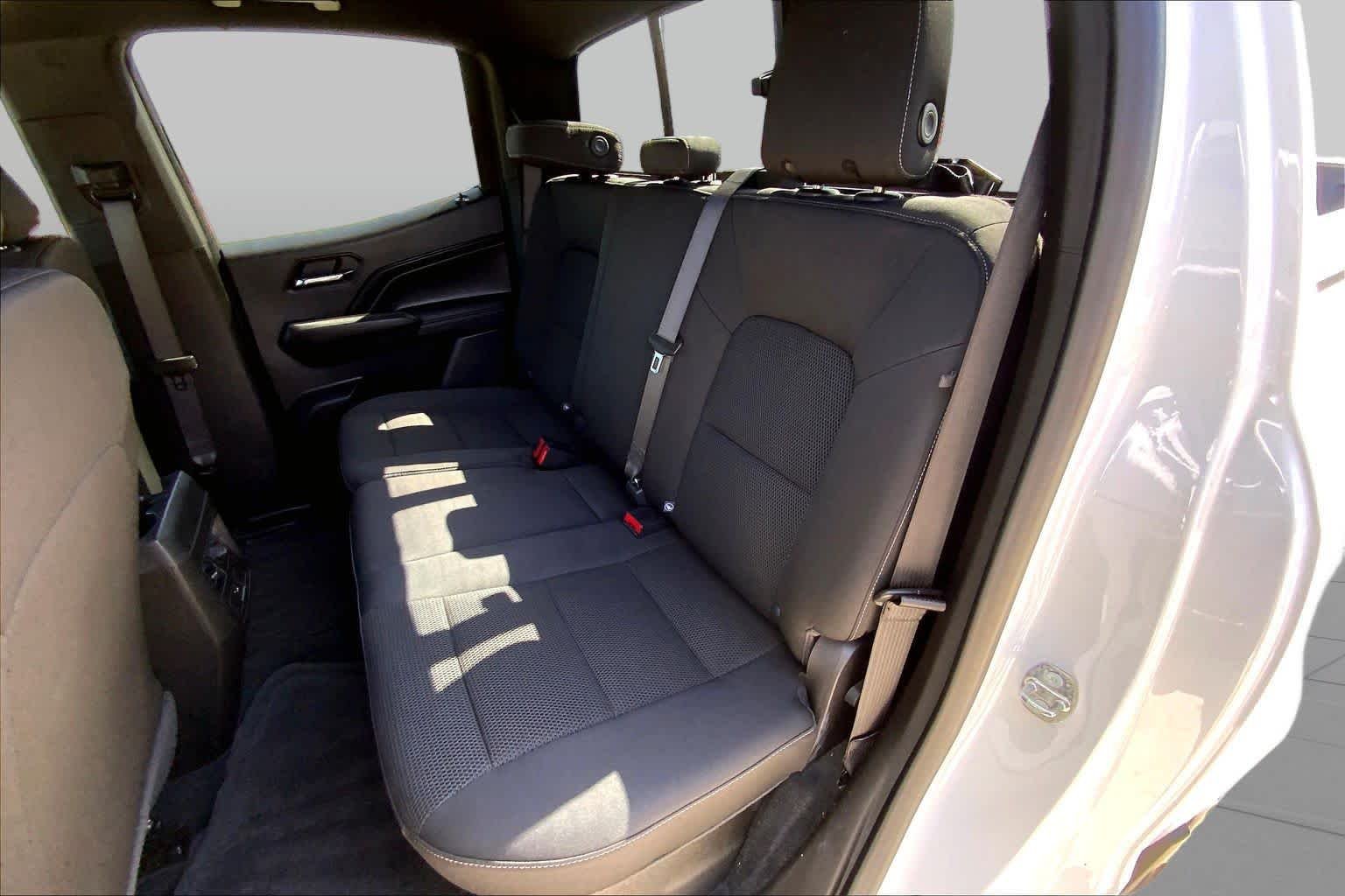 Used 2023 Summit White Chevrolet 2WD LT image 20