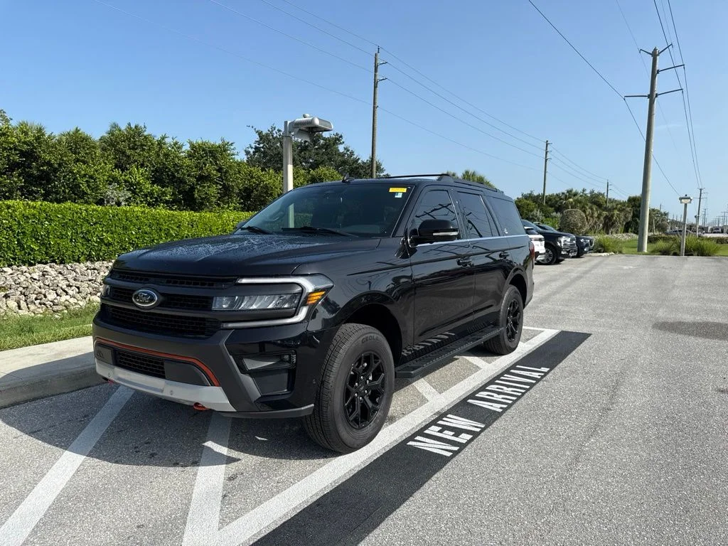 Used 2022 Black Metallic Ford Timberline image 1