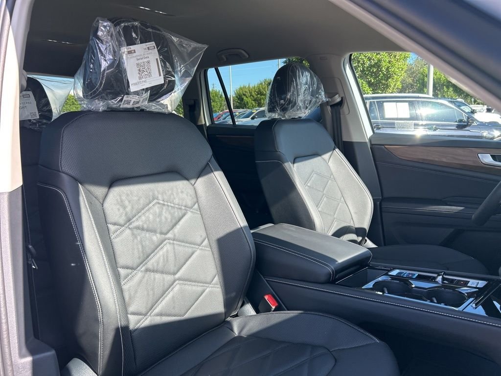 2026 Volkswagen Atlas SE w/Tech - Photo 39