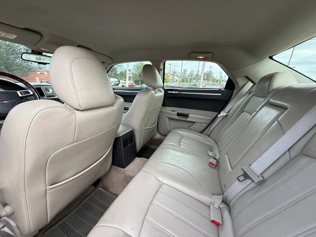 Used 2007 Silver Chrysler Base image 24