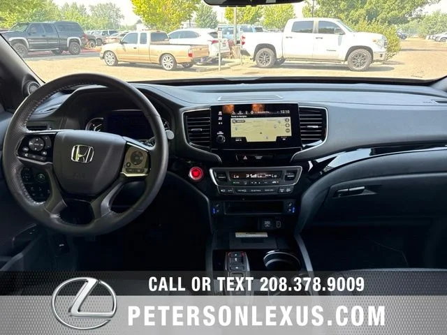Used 2022 White Honda Elite image 15