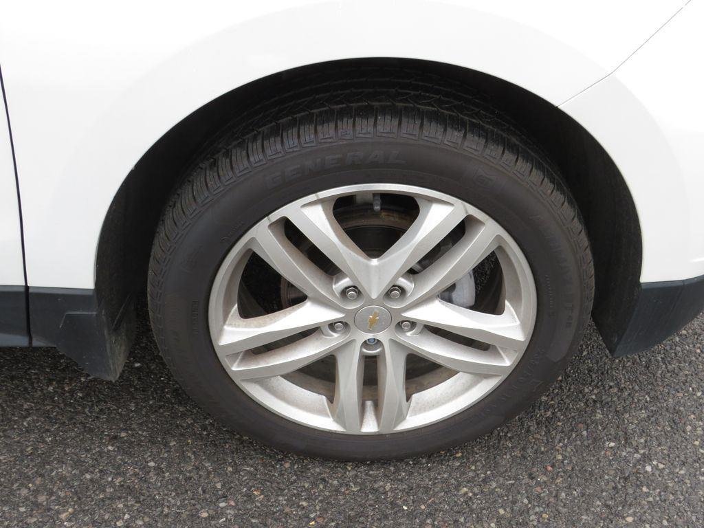 Used 2021 Pearl Chevrolet Premier image 16