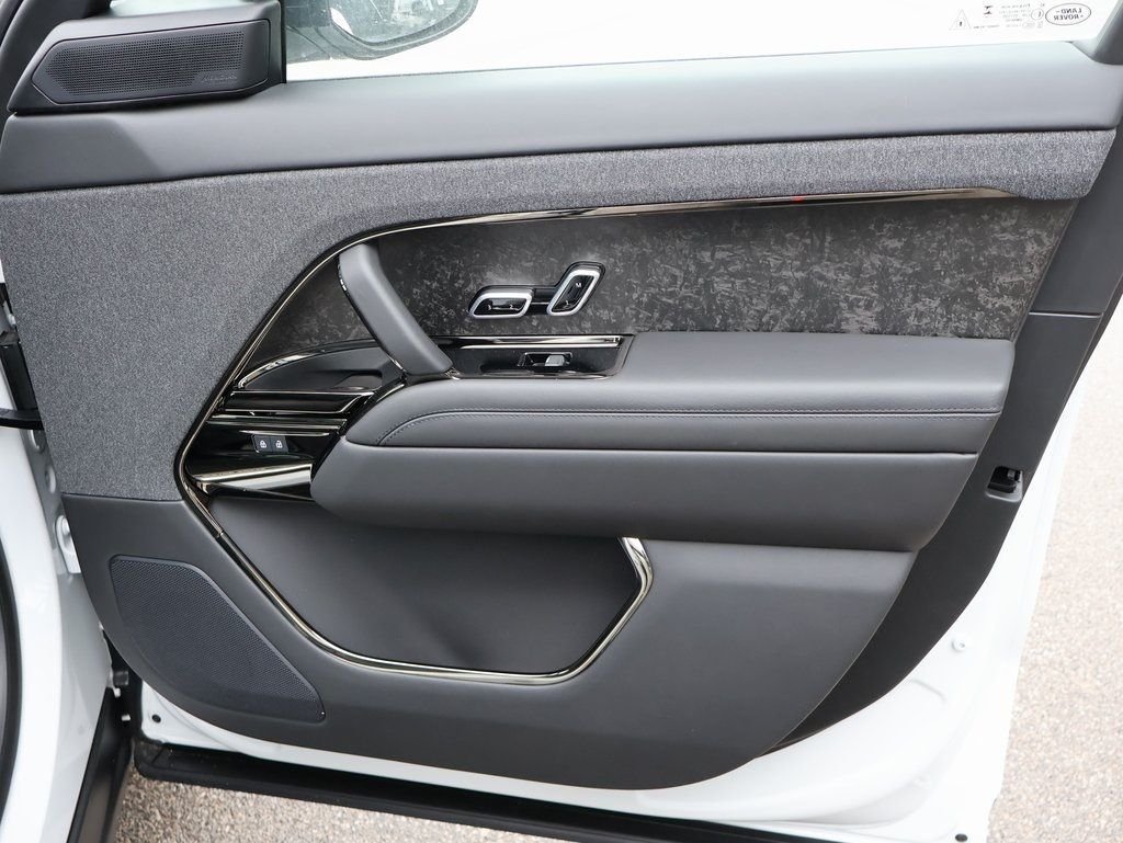 2025 Land Rover Range Rover Sport Dynamic SE - Photo 13