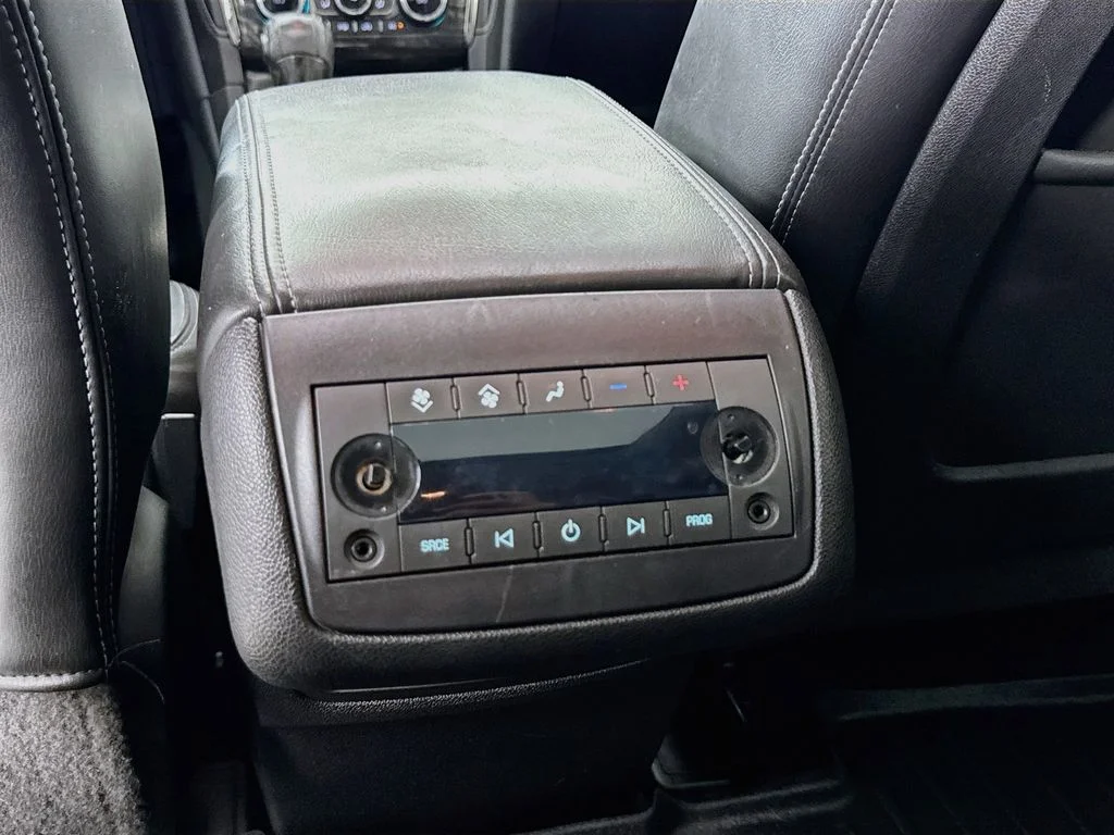 Used 2013 White Diamond Clearcoat Buick Premium Group image 31