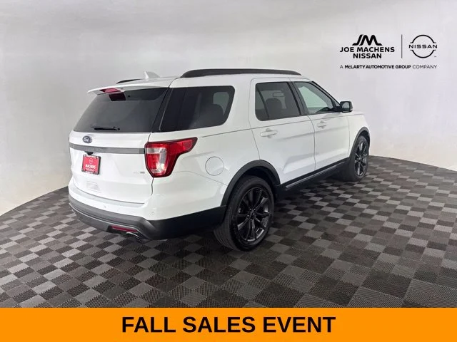Used 2017 White Ford XLT image 11