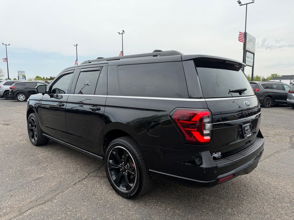 Used 2022 Black Ford Limited image 7