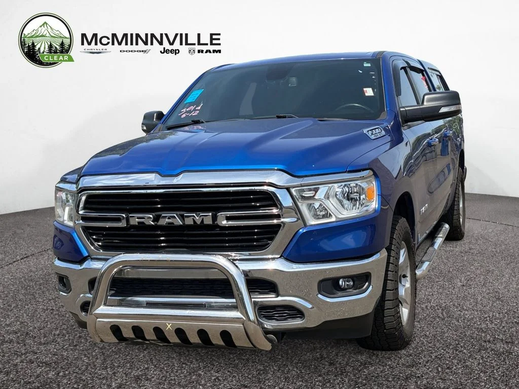 2019 RAM 1500 Big Horn/Lone Star 4x4 Crew Cab 5'7's photo