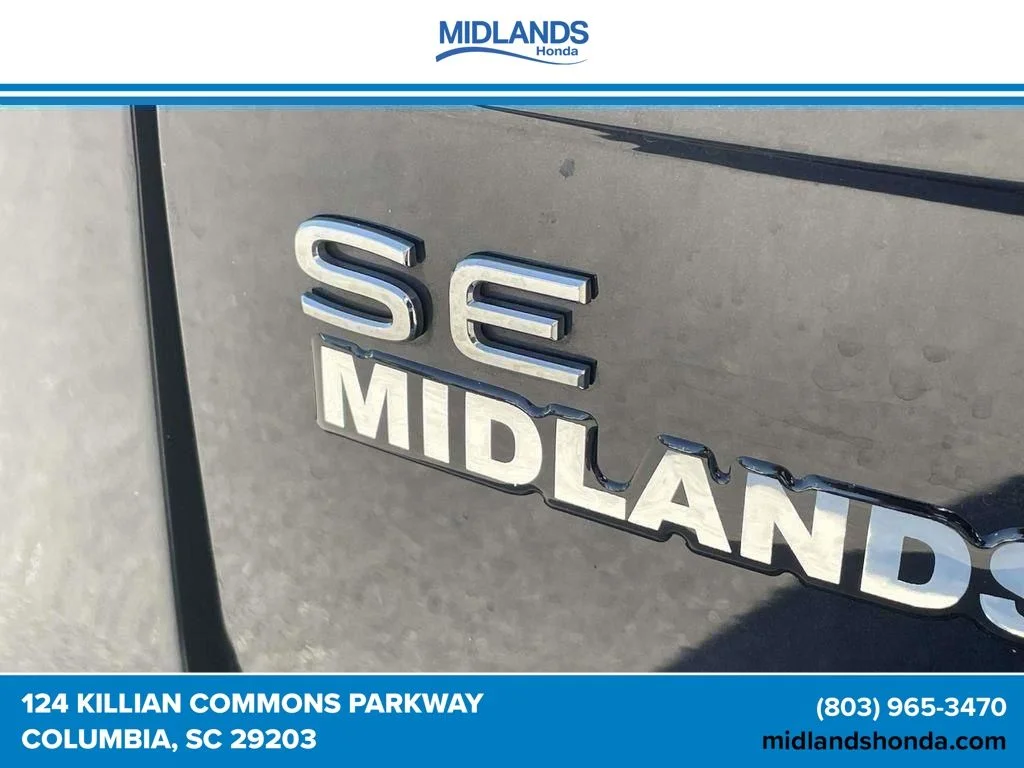 Used 2024 Pure White Volkswagen 2.0T SE image 8