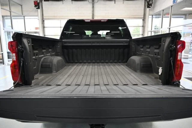 Used 2022 Black Chevrolet Custom Trail Boss image 7