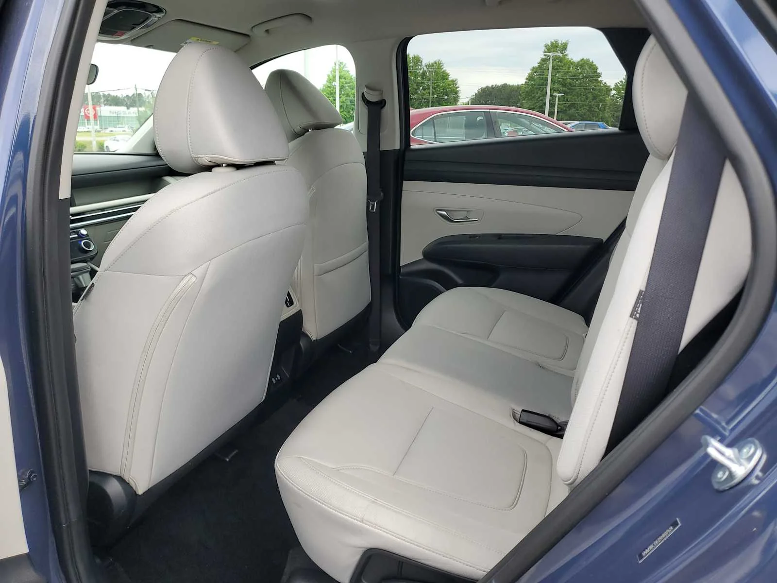 Used 2025 Atlantis Blue Hyundai SEL image 12