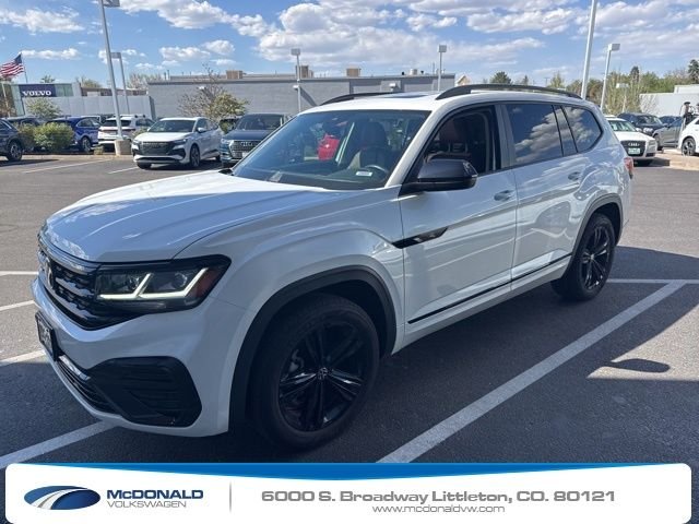 2023 Volkswagen Atlas 3.6L SEL R-Line Black 4MOTION's photo