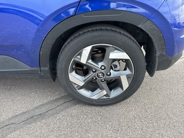 Certified Used 2024 Blue Hyundai SEL image 9