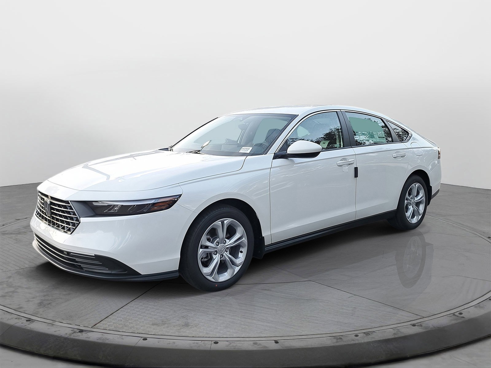 New 2026 Platinum White Pearl Honda LX image 3