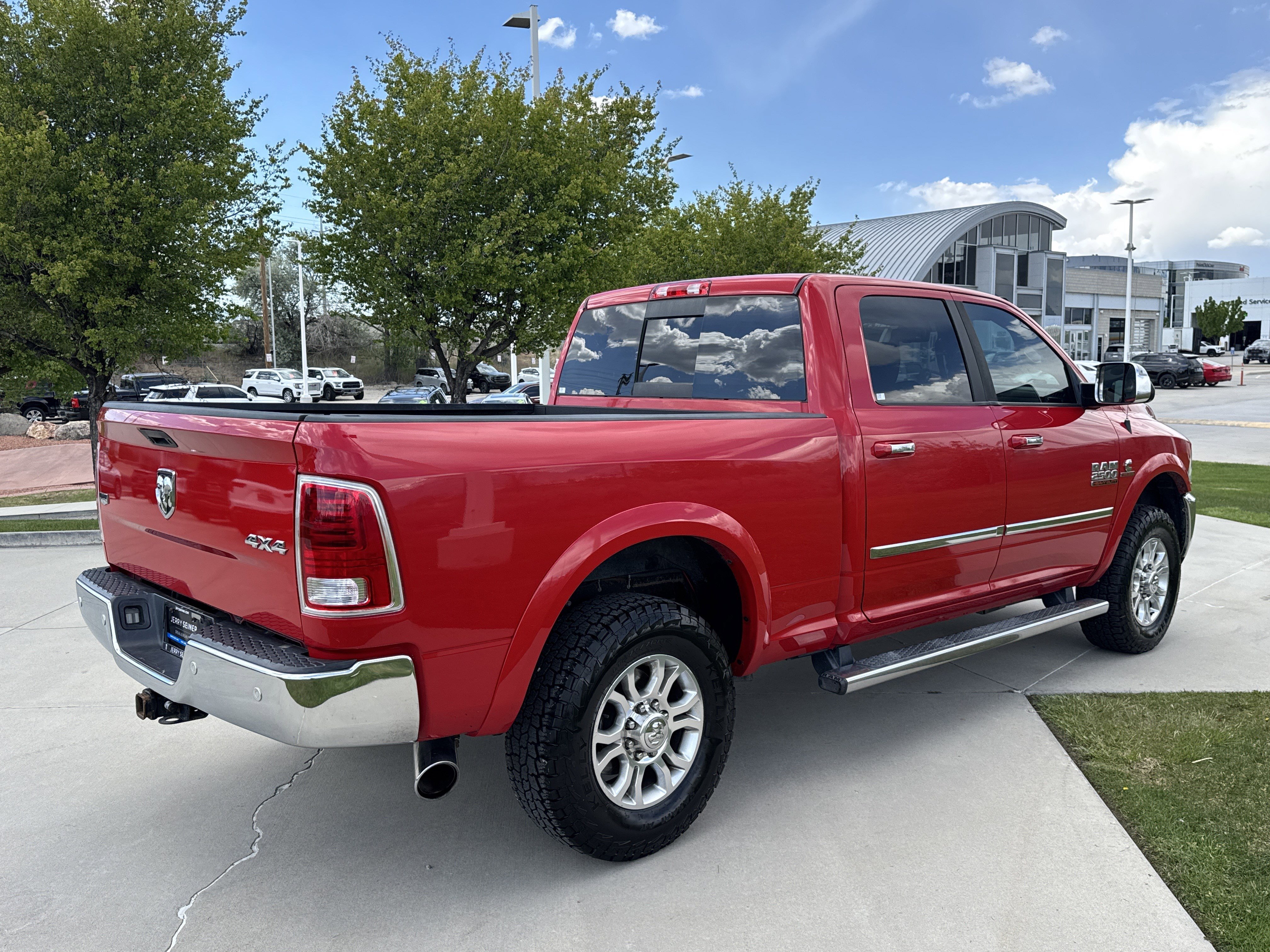 Used 2016 Flame Red Clearcoat Ram Laramie image 6