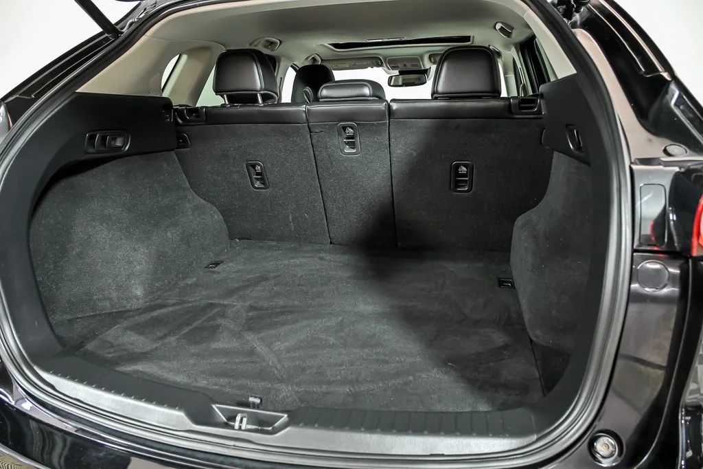 Used 2019 Black Mazda Grand Touring image 9