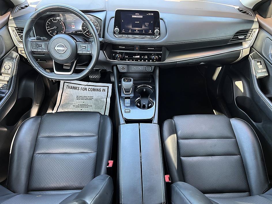 Used 2023 Scarlet Ember Tintcoat Nissan SV image 18